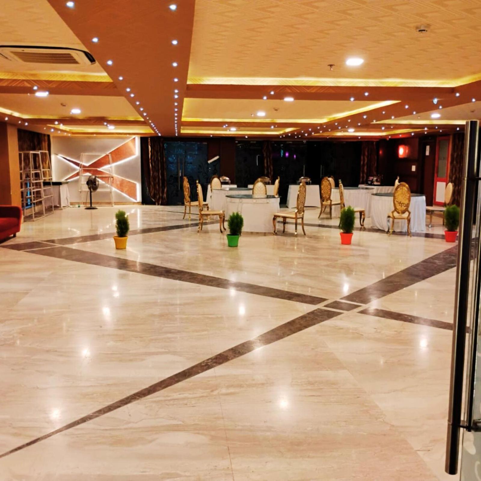 Hotel Lake View Grand Lucknow Exterior photo