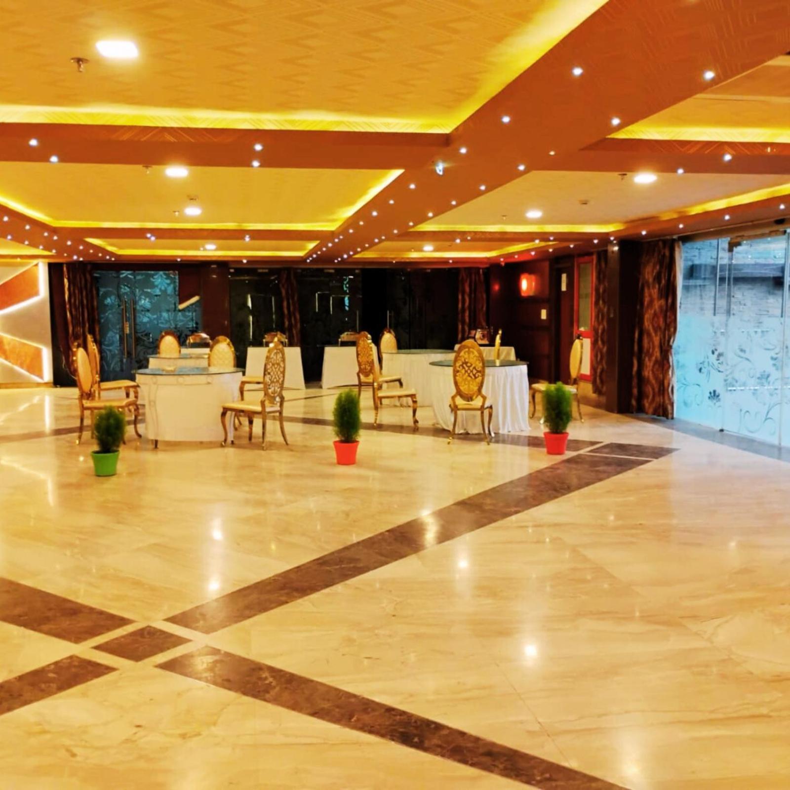 Hotel Lake View Grand Lucknow Exterior photo